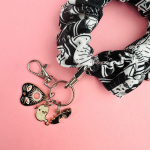 Wristlet - Pink Pumpkins