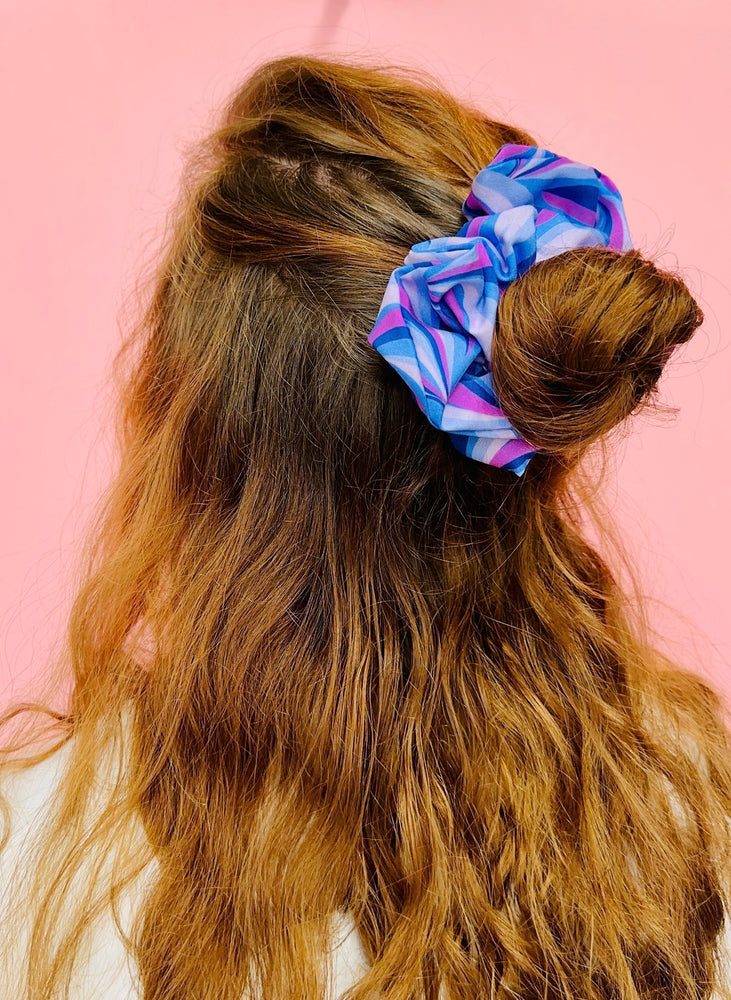 
            
                Load image into Gallery viewer, Scrunchie - As If Hearts
            
        